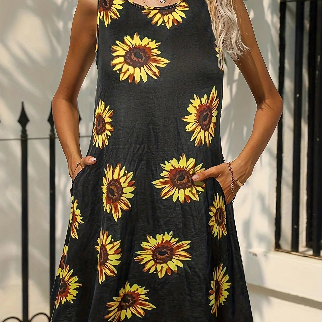 Summer Colorful Gradient Printed Vest Sleeveless Pocket Dress Summer Casual Fashion Sleeveless Round Neck Midi Dress for Women