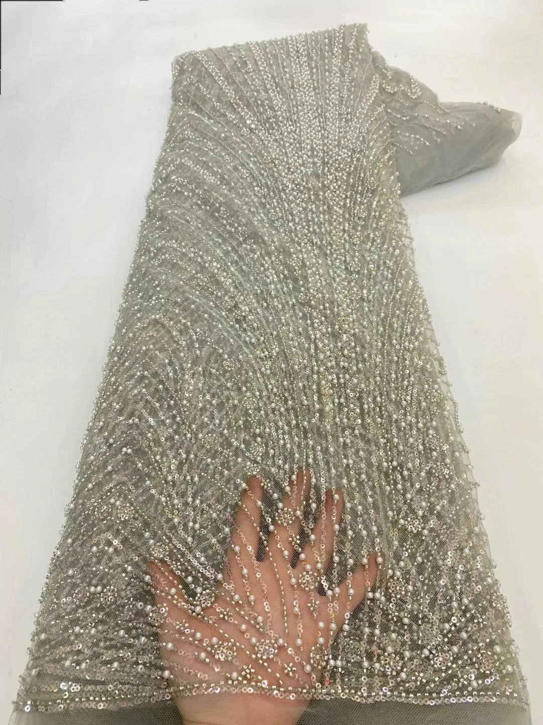 High Quality African Gold Handmade Beaded Lace Fabirc 2025 Sewing sequins Embroidery Nigreian Lace Fabric Women Wedding Dress