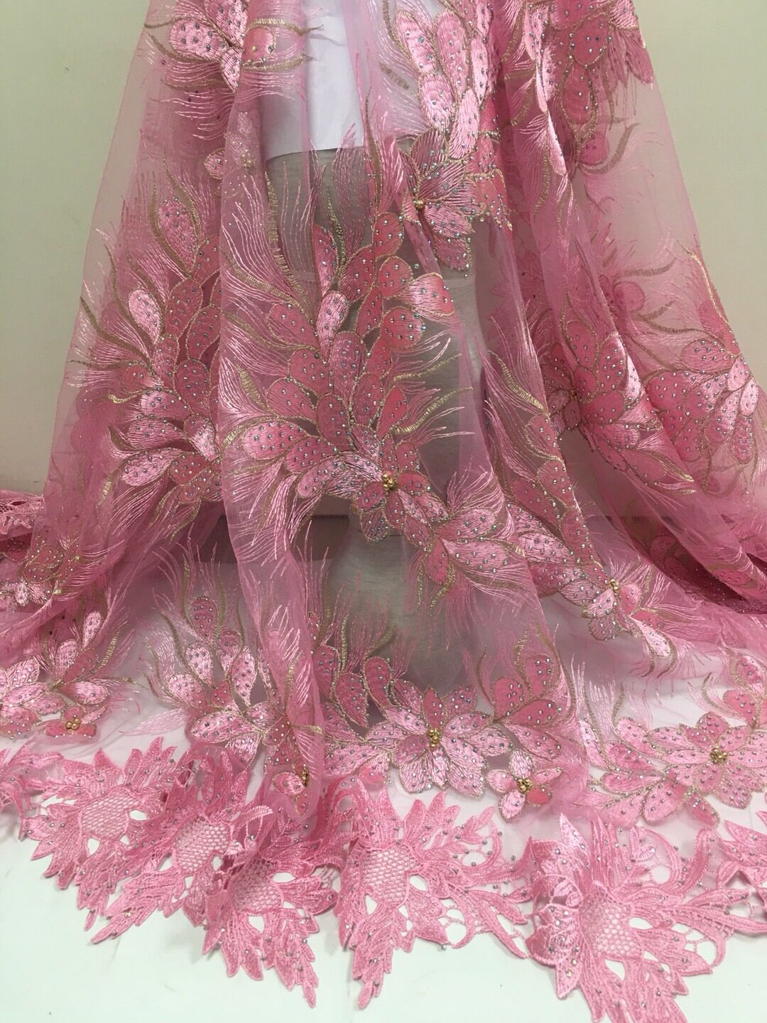 2025 Nigerian Embroidered  Lace Fabric High Quality 5 Yards African Lace Fabric Lace Wedding Dress for Women party Dress .DIY SEWING
