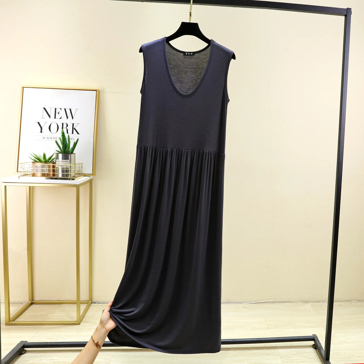 Plus size L to 6XL Women's dress Modal Sleeveless tank dress Pleated sleepdress Mid-Length waist-slimming dresses Loose homewear