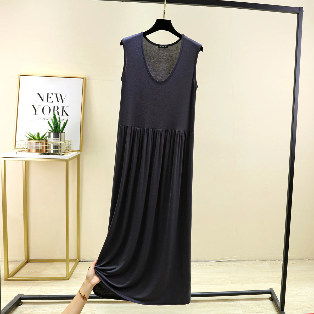 Plus size L to 6XL Women's dress Modal Sleeveless tank dress Pleated sleepdress Mid-Length waist-slimming dresses Loose homewear