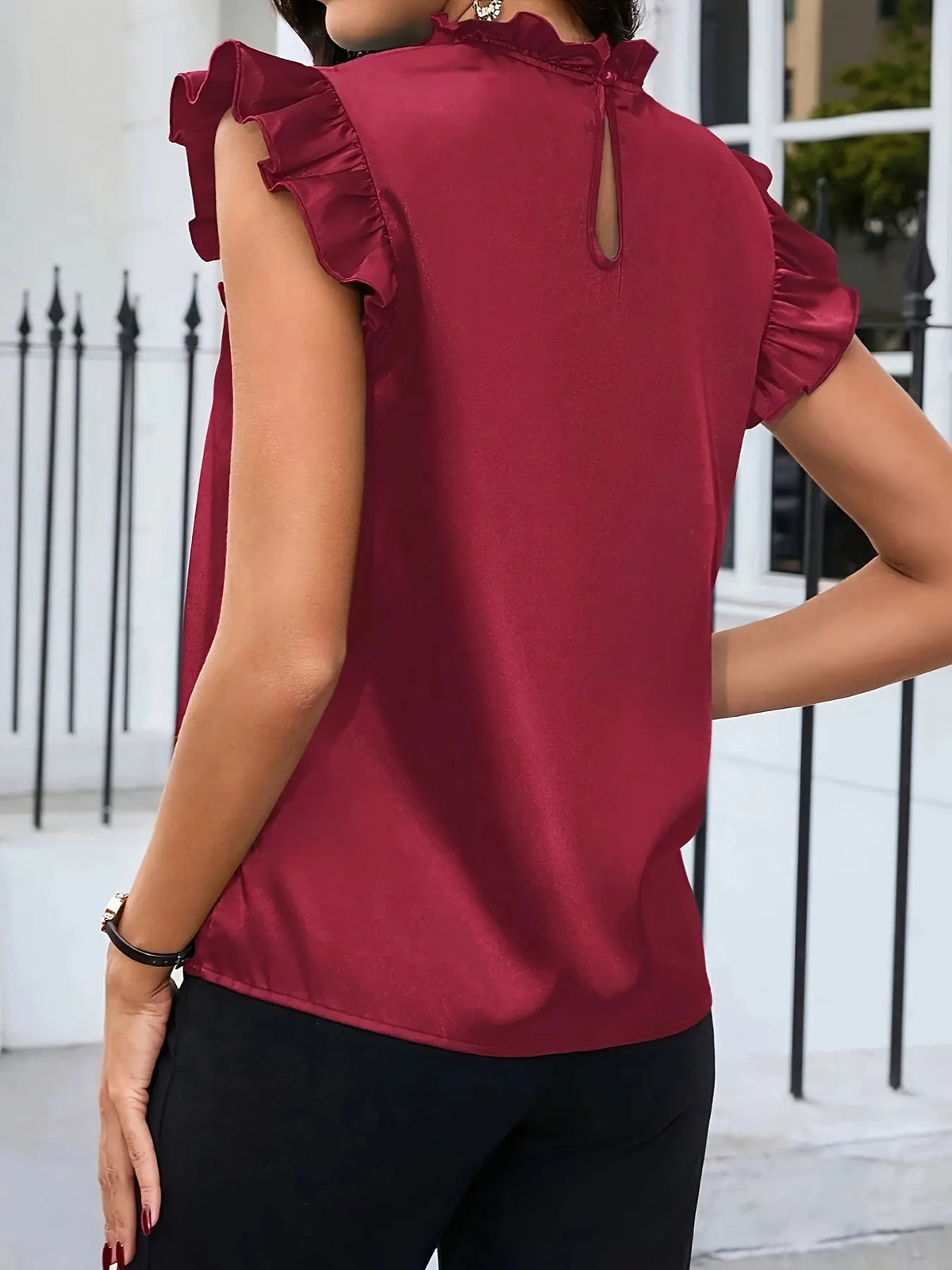 Womens Plus Size Satin Casual Shirt Summer Round Neck Short Sleeve Blouse Machine Washable Solid Color Top for Office Casual