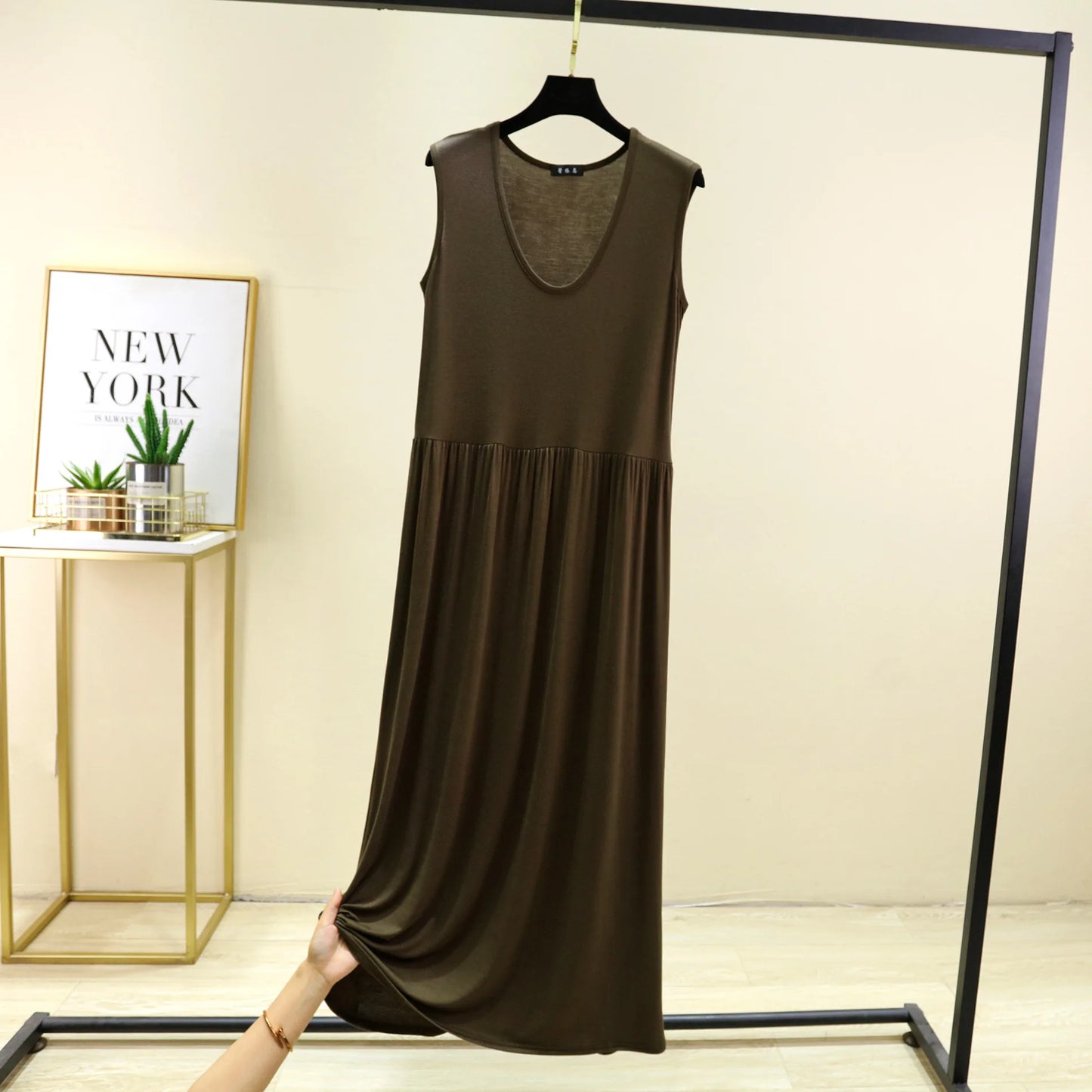 Plus size L to 6XL Women's dress Modal Sleeveless tank dress Pleated sleepdress Mid-Length waist-slimming dresses Loose homewear