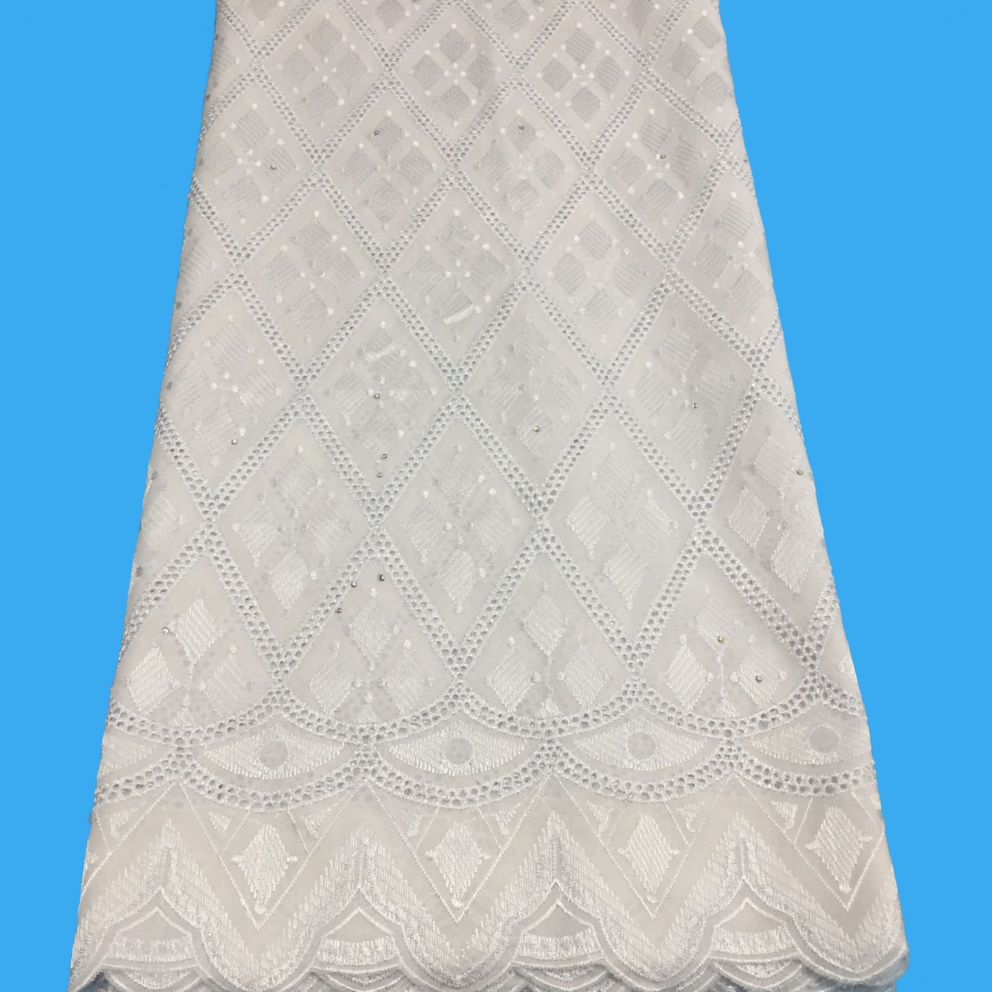 2025 Nigerian Embroidered  Lace Fabric High Quality 5 Yards African Lace Fabric Lace Wedding Dress for Women party Dress .DIY SEWING
