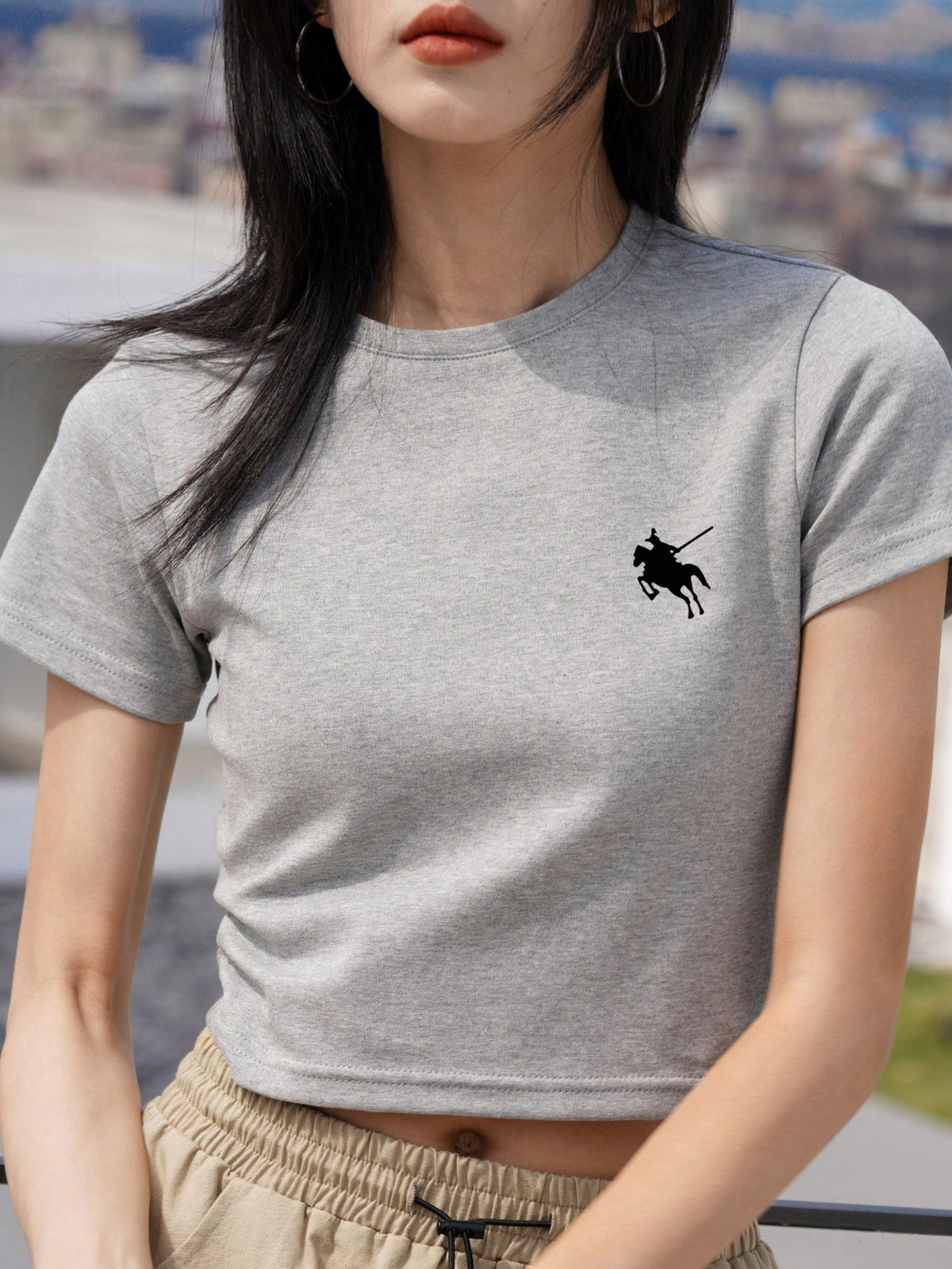 Light Gray Loose Fit Short Sleeve Round Neck T-Shirt, Fashionable & Age-Reducing, Versatile Top For Women, Spring/Summer