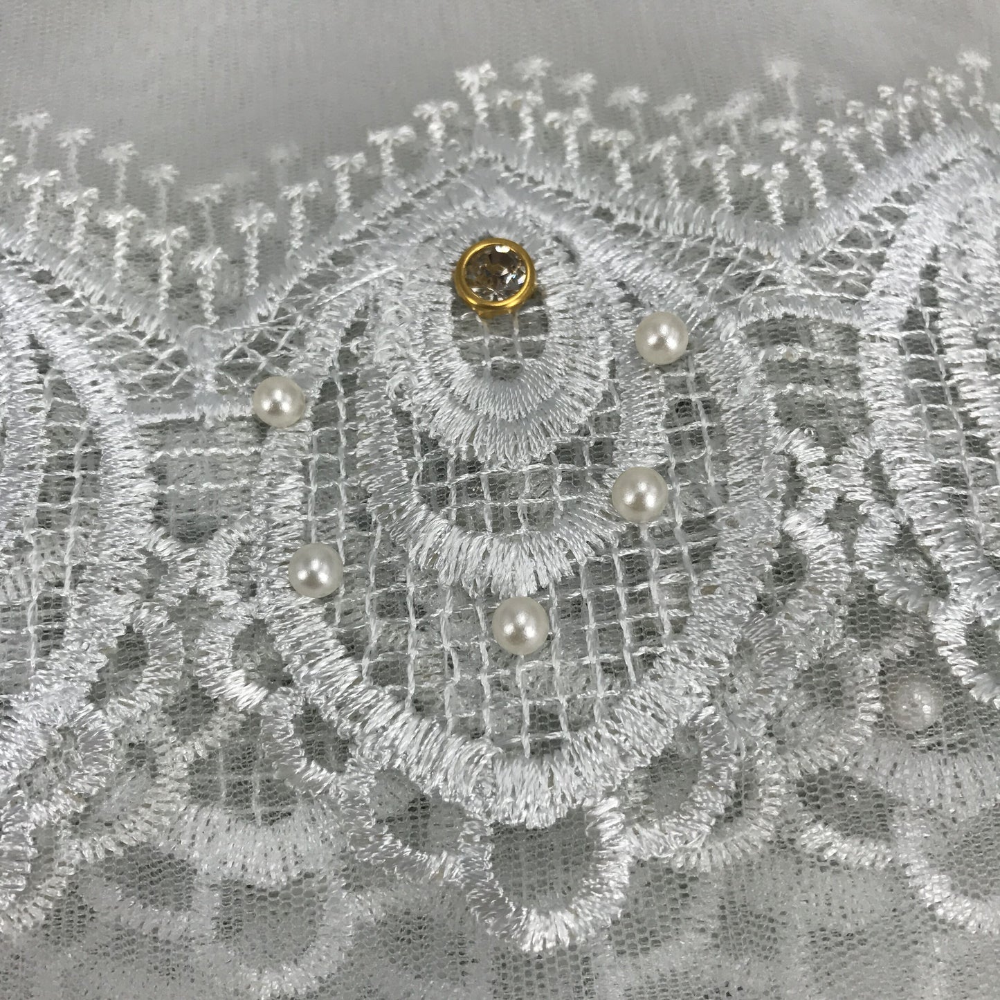 2025 Nigerian Embroidered  Lace Fabric High Quality 5 Yards African Lace Fabric Lace Wedding Dress for Women party Dress .DIY SEWING